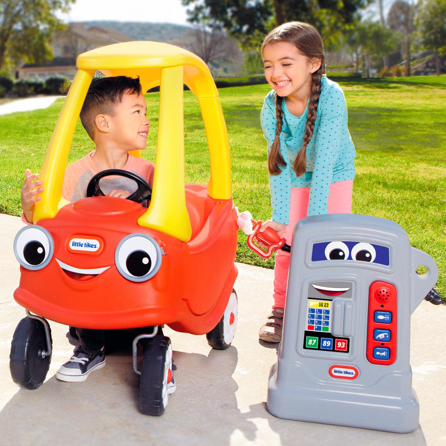Cozy Coupe® - Iconic Cozy Coupe Ride-On Designed for Indoor and Outdoor Riding Adventures