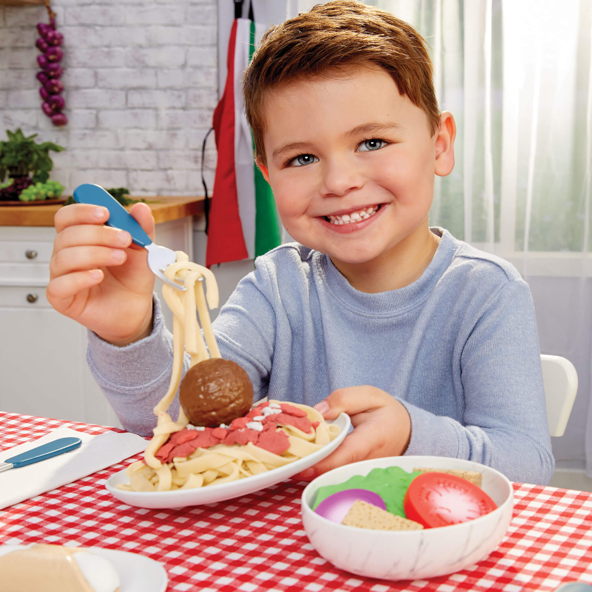 Creative Chefs™ Italian Restaurant Kit - Creative Chefs Italian Restaurant Kit Designed for Pretend Pasta Making and Restaurant Role Play