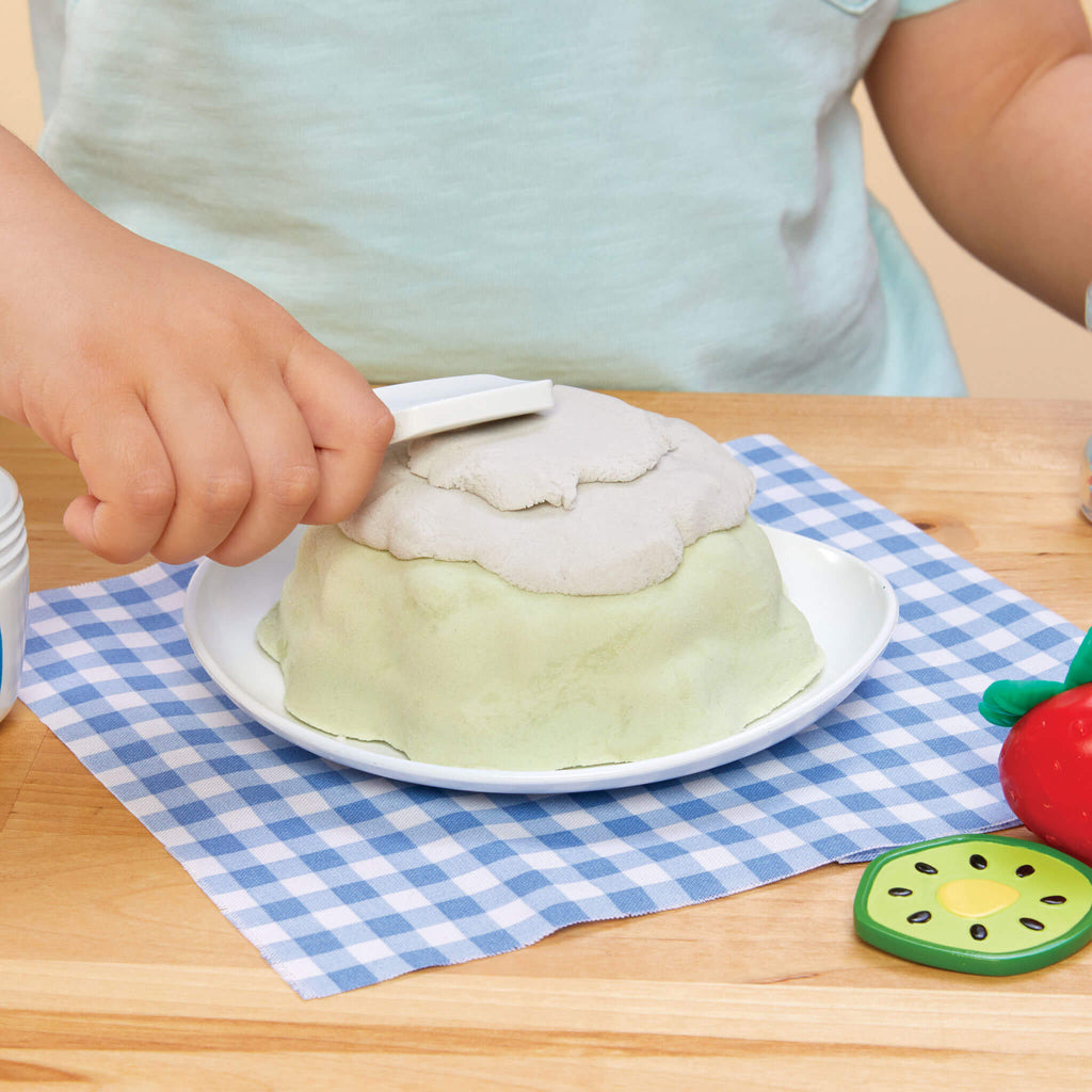 Creative Chefs™ Bluey - Pavlova Kit - Creative Chefs Bluey Pavlova Kit Designed for Imaginative Baking and Group Play
